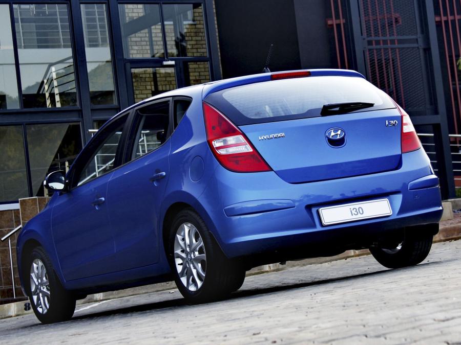  Hyundai i30 2010 года  (ZA) (фото 5 из 16)